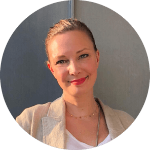 Portrait von Esther, einer zufriedenen Klientin