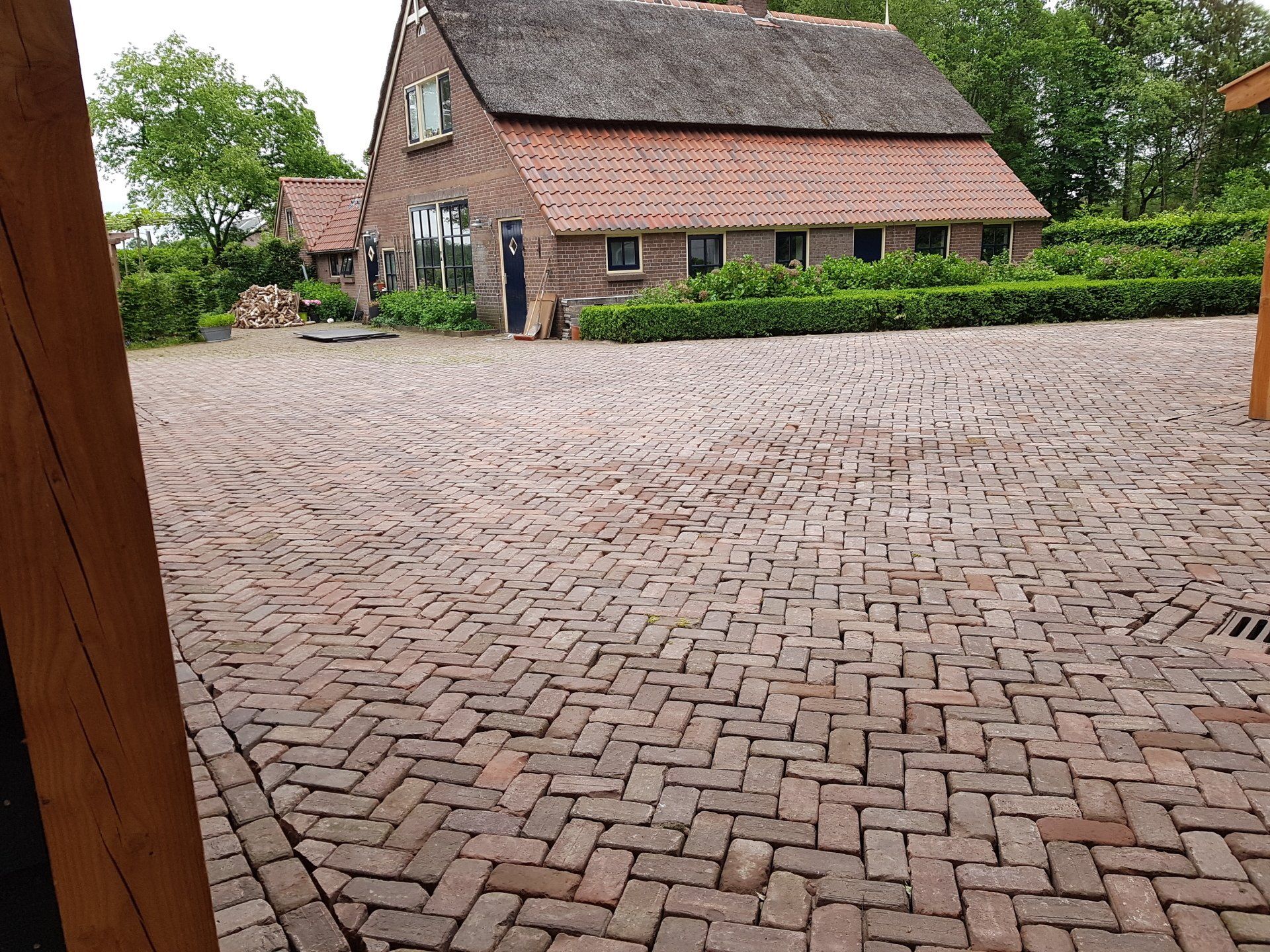 Bestraten van een oprit