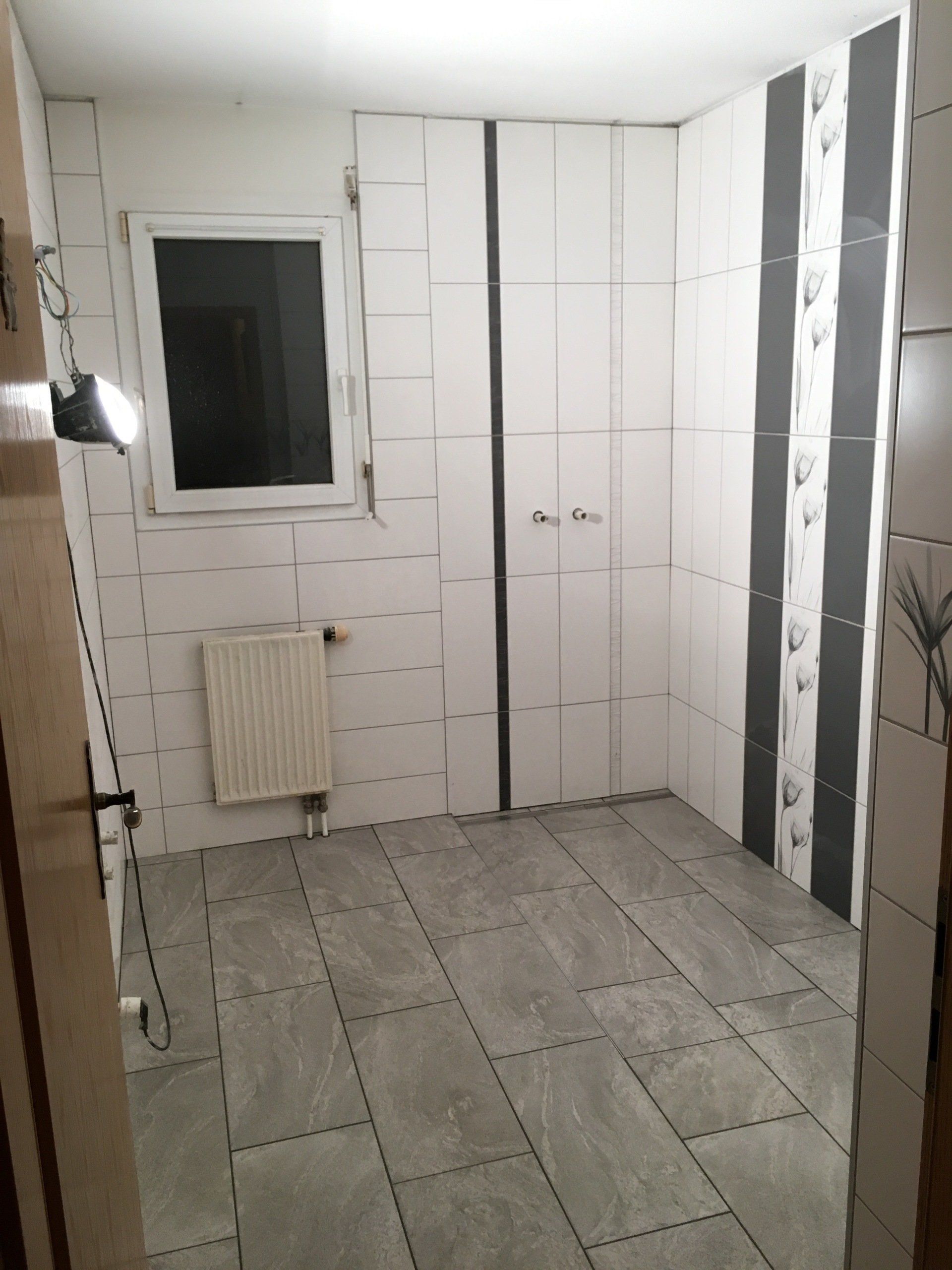 sanitaires communs blancs