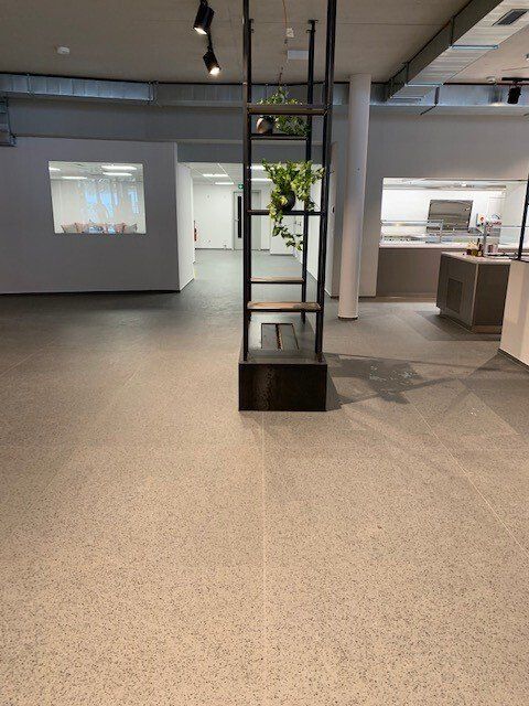 Grand carrelage pour lobby sion