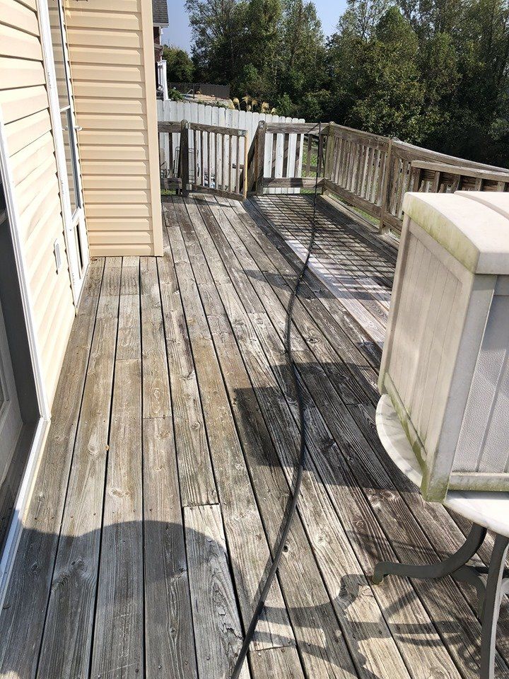 Pressure Washing — Concrete Wall Before Wash in Tri-City, TN