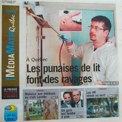 La première page d'un journal montre un homme pulvérisant quelque chose