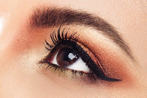 occhio con trucco