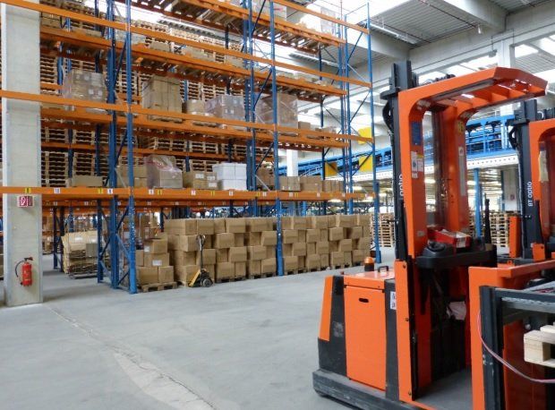 warehouse rack labeling