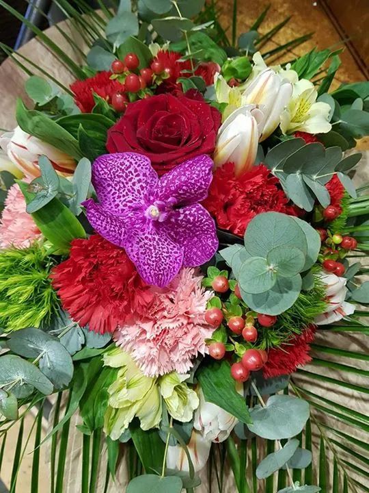 mazzo di fiori vari