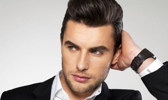 Mens Haircuts, Tonganoxie, We offer everything from men's basic cuts, fade haircuts, short, medium, long, buzzed, side part, long top, short sides, men's hair trends, hard part, high and tight, Mohawk, faux hawk, retro cuts, spiky cuts and crew cuts. bread trims