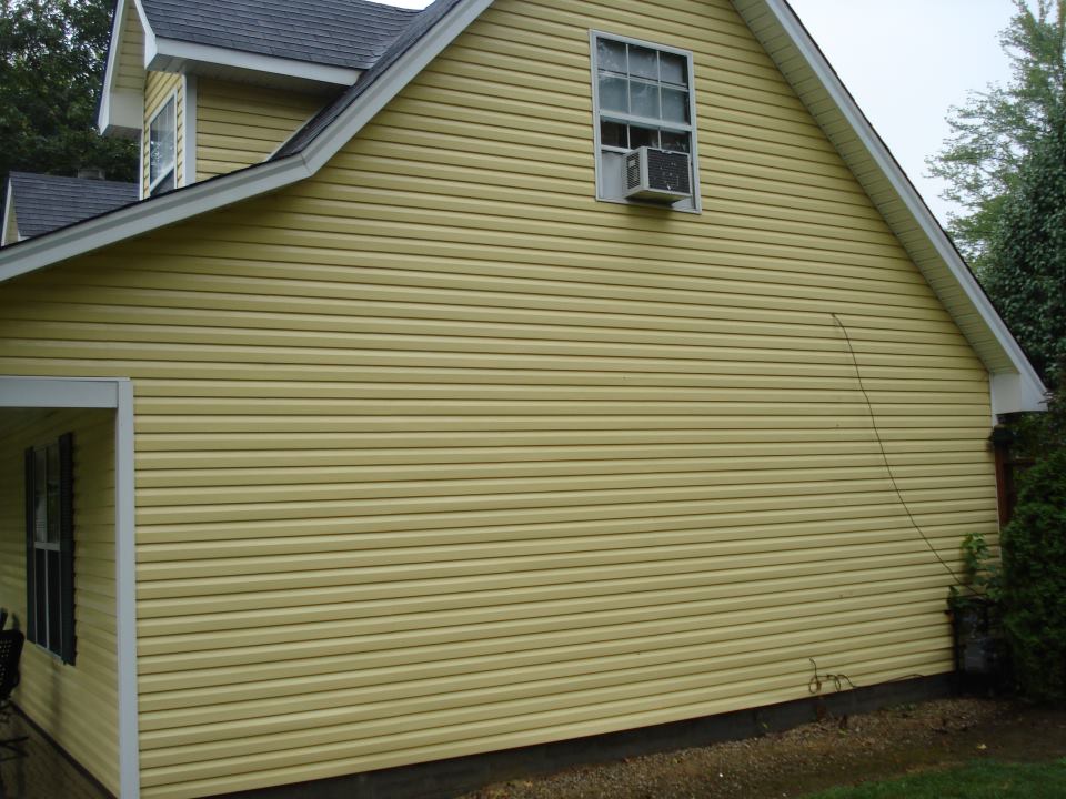 Siding Cleaning after