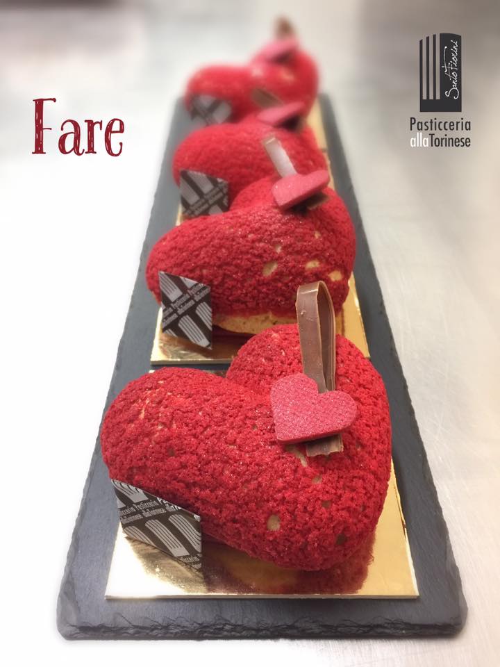 pasticcini a forma di cuore per San Valentino