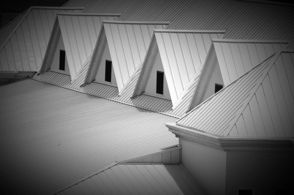 metal roof restoration newcastle