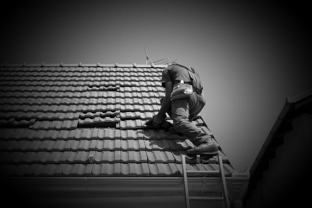 re-tiling roofs newcastle