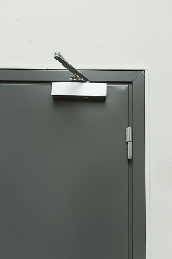 door closer