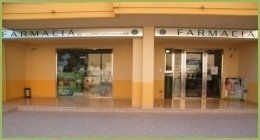 ampia farmacia