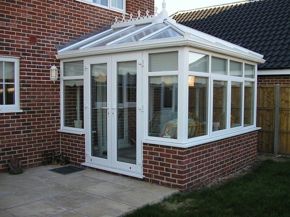 UPVC Edwardian conservatory with dwarf walls – Framlingham, Woodbridge, Suffolk