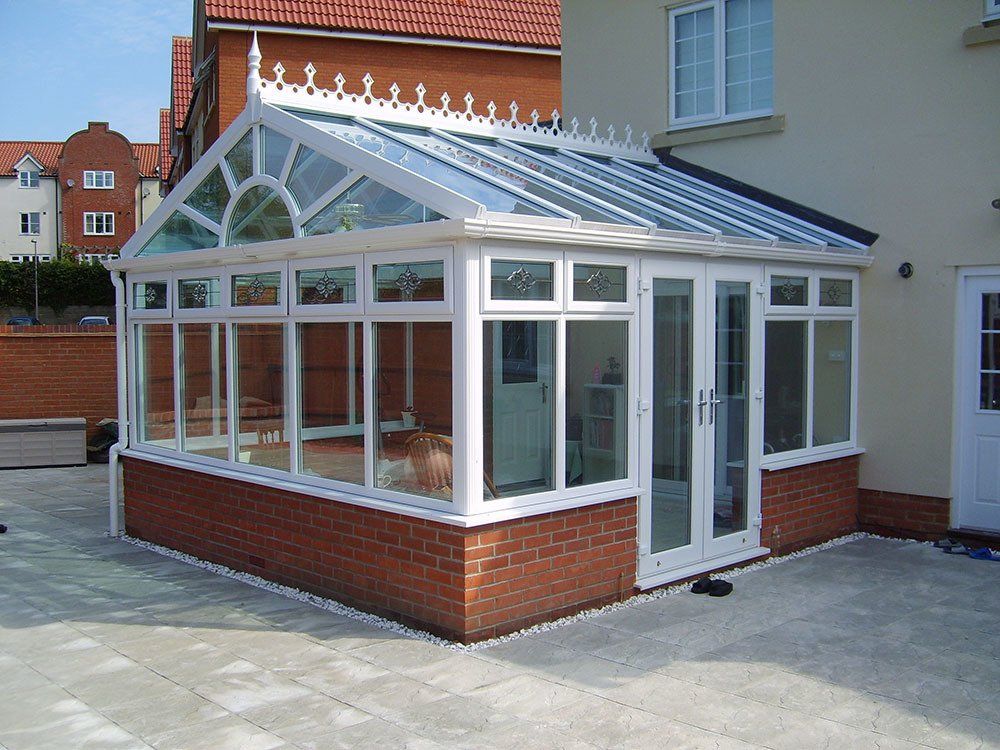 Gable fronted UPVC conservatory with glass roof – Reydon, Southwold, Suffolk
