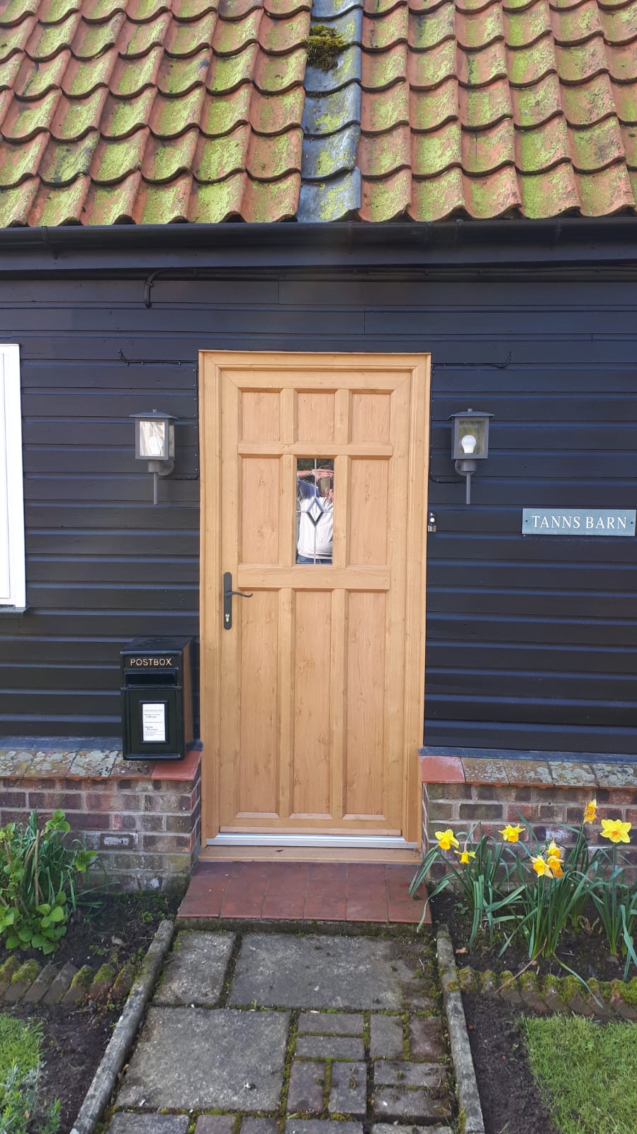 UPVC Assington Suffolk door in Irish Oak – North Lopham, Diss