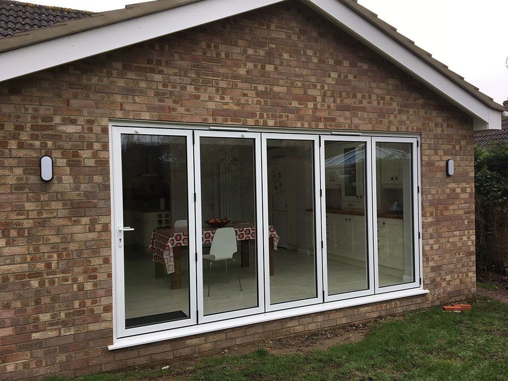 Aluminium bi-fold doors – Halesworth, Suffolk