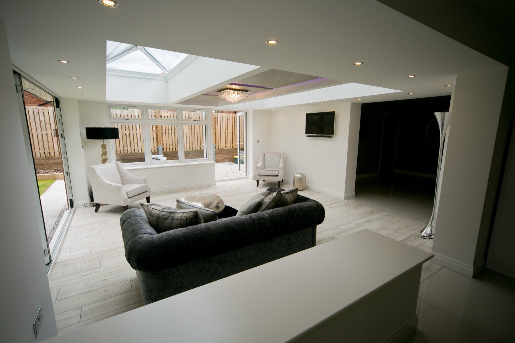 House extension with lantern conservatory