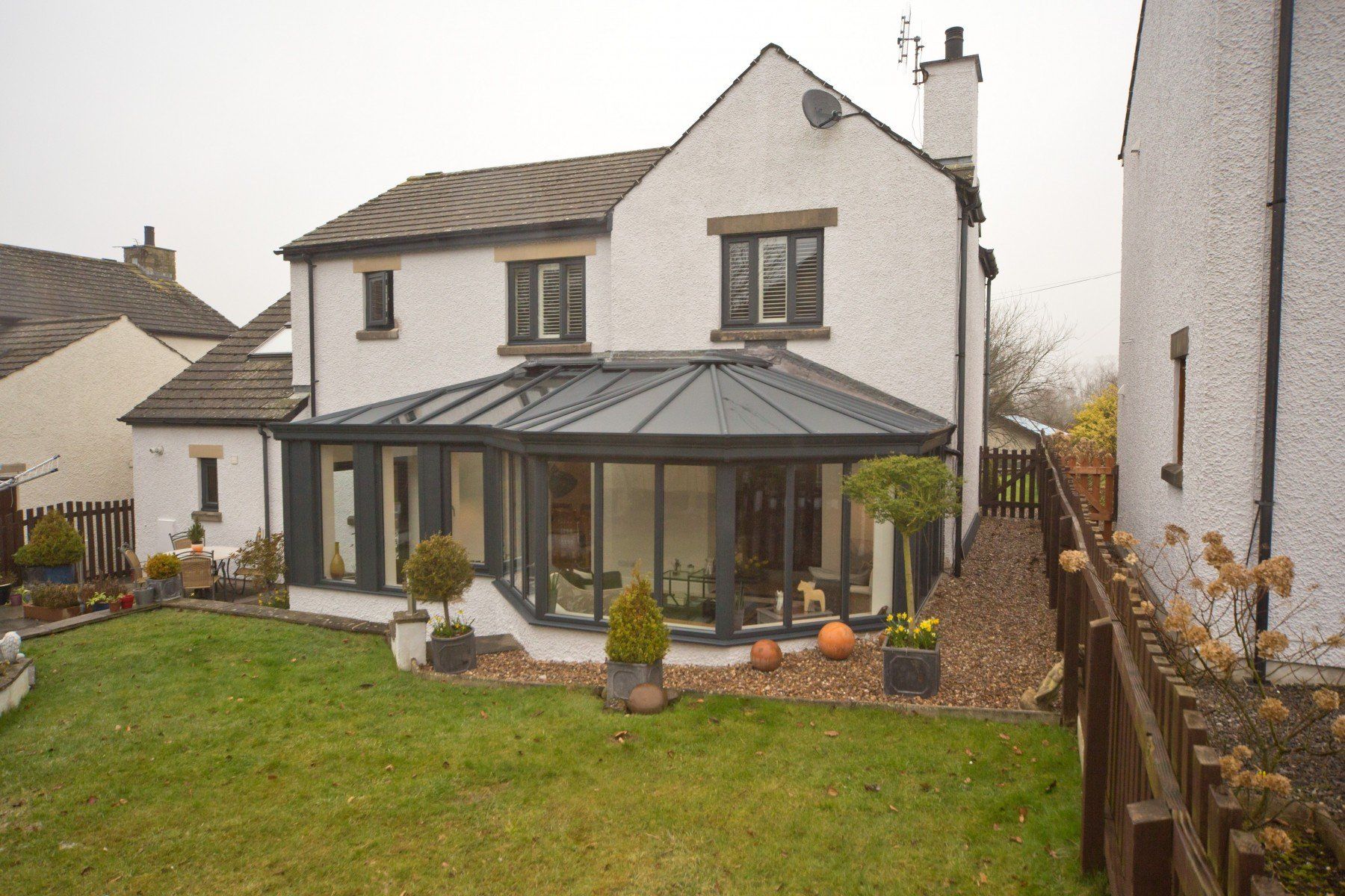 P-Shaped Conservatory