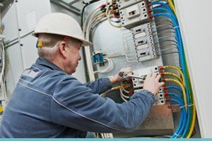commercial electrician