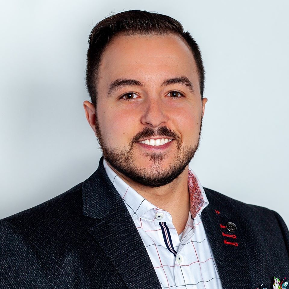 Justin Bigelow Headshot