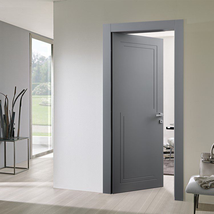 Porta moderna grigia