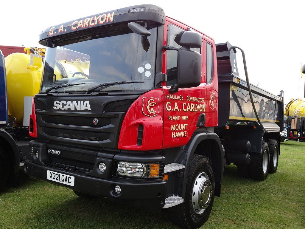 lorry from front