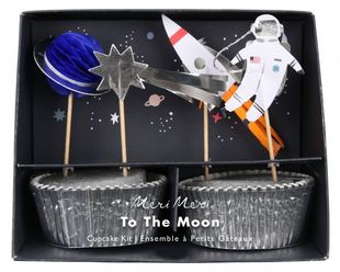 image-1528868-To_The_Moon_Dinner_Plate_169822a_18E.w640.jpg