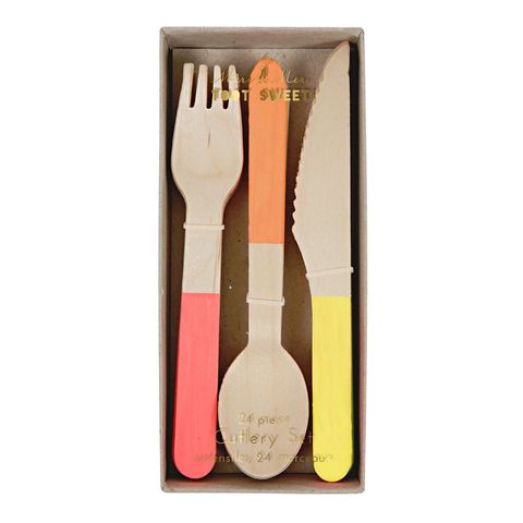 image-420198-Unicorn_Dinner_Plate_45-2168.w640.JPG?1455578681857