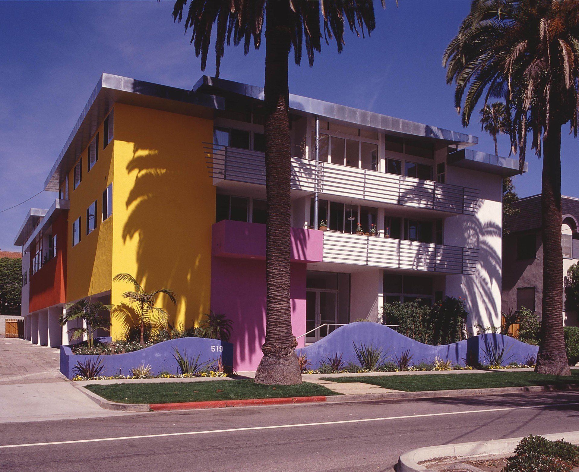 Appartments 519, Cal.Ave., Los Angeles, California