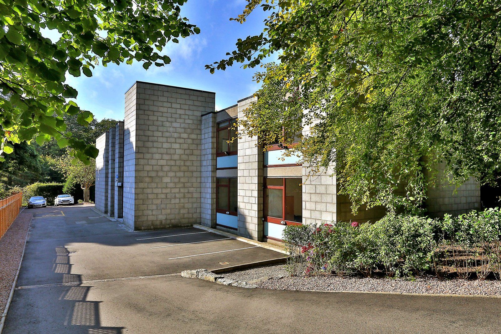 23 Rubislaw Den North