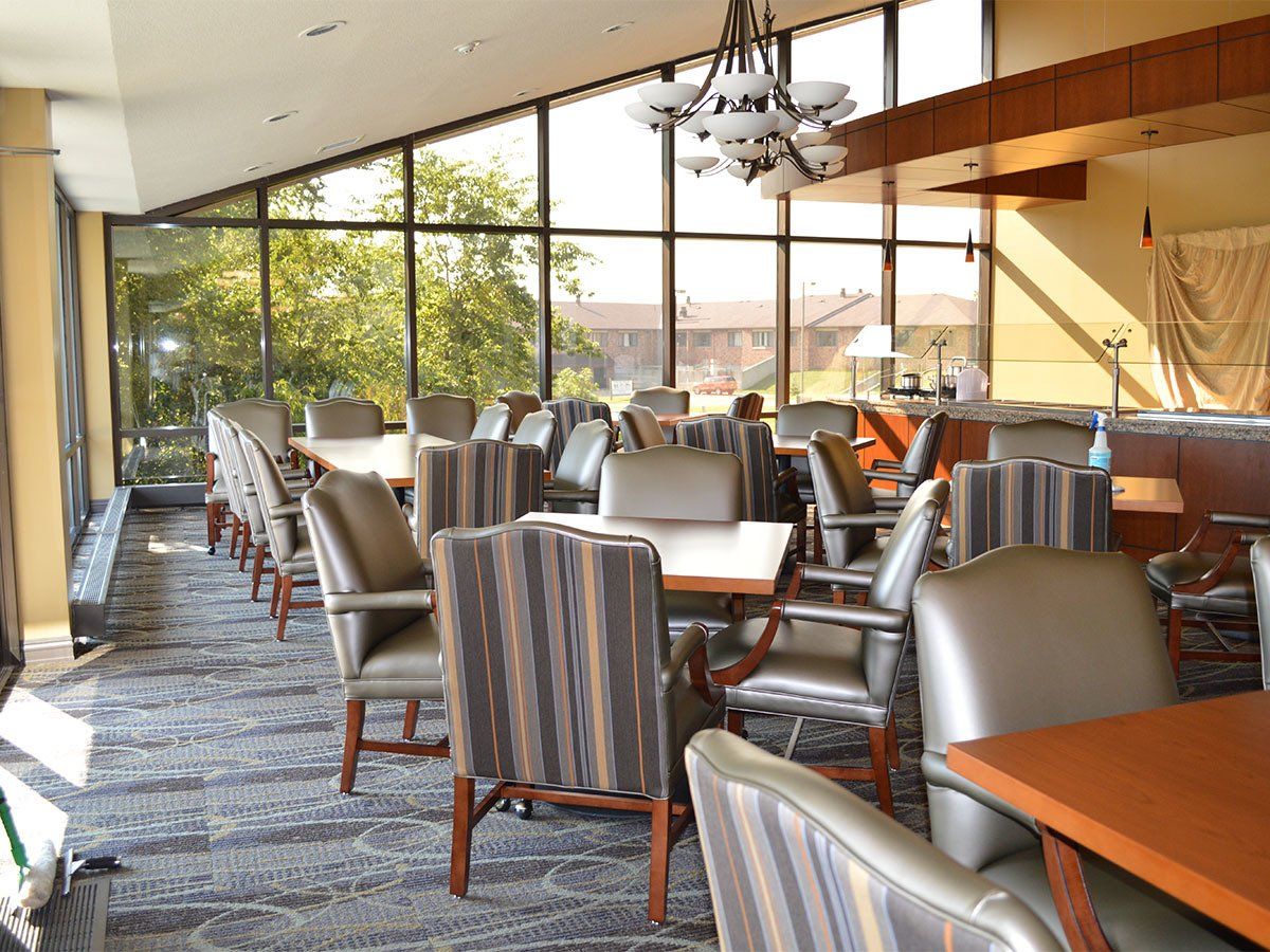 Dinning at Aldersgate Village