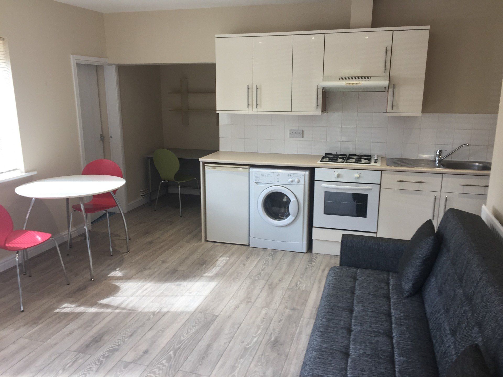 Flat 6, Bedford House, Victoria Street