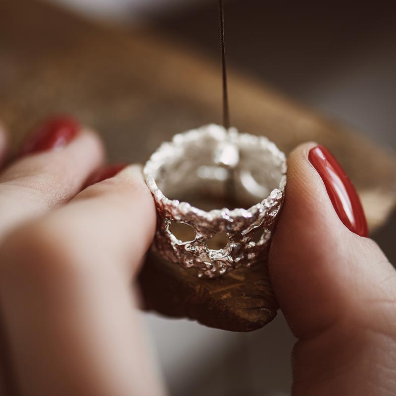 Resizing a Ring — Ft. Meyers, FL — Larry's Estate Jewelry & Pawn Inc Resizing a Ring — Ft. Meyers, FL — Larry's Estate Jewelry & Pawn Inc