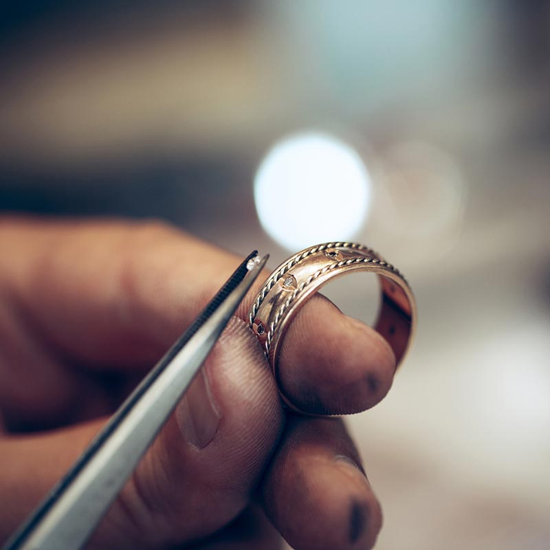 Repairing a Ring — Ft. Meyers, FL — Larry's Estate Jewelry & Pawn Inc Repairing a Ring — Ft. Meyers, FL — Larry's Estate Jewelry & Pawn Inc