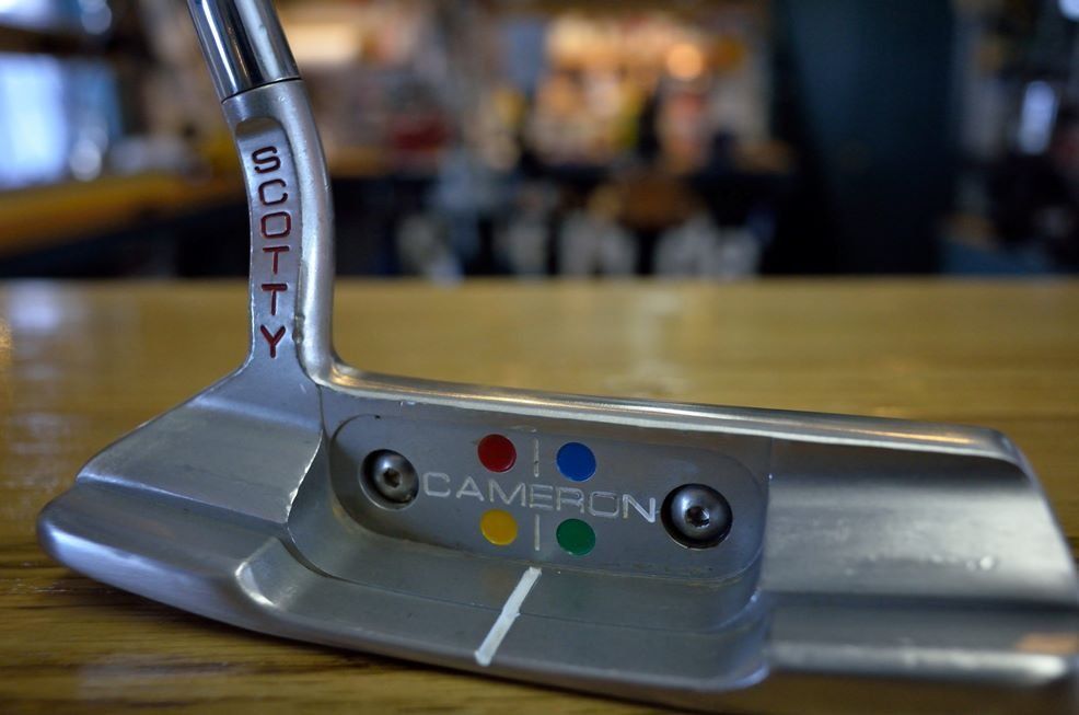 broken club