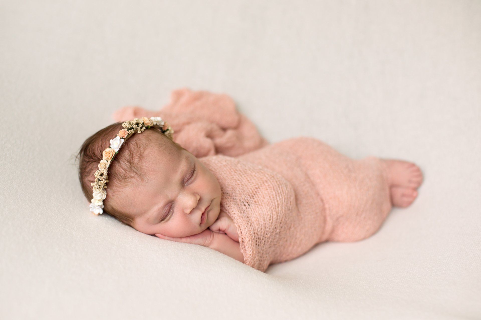 newborn-baby-photography-lowestoft-best-uk-photographers