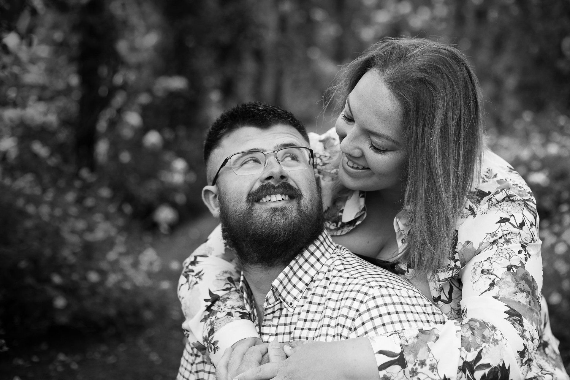 engagement photography wedding photographers norfolk suffolk lowestoft rose gardens