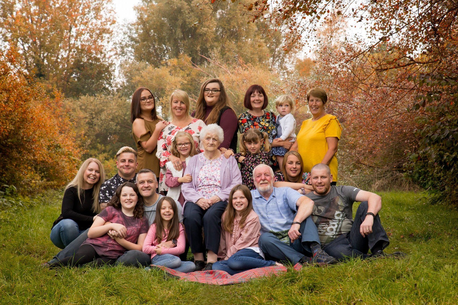 family-photography-lowestoft-autumn-outdoors