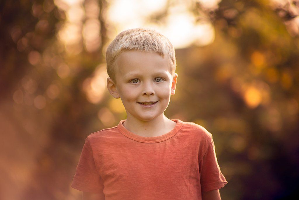 family-photography-child-photographers-lowestoft-outdoor-location-natural-fun