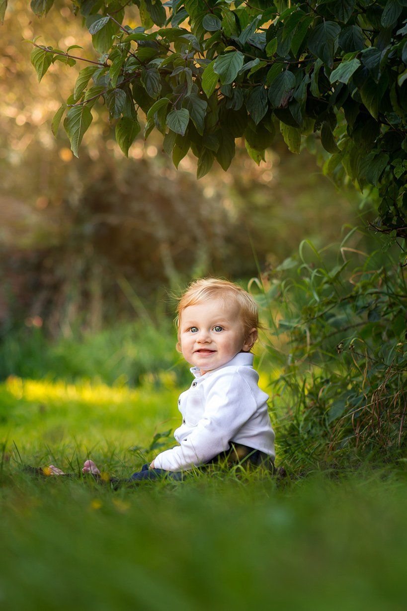 family-photography-child-photographers-lowestoft-outdoor-location-natural-fun