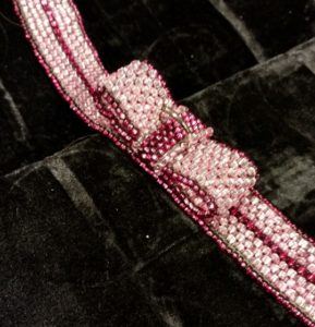 Girlie Bow Collar