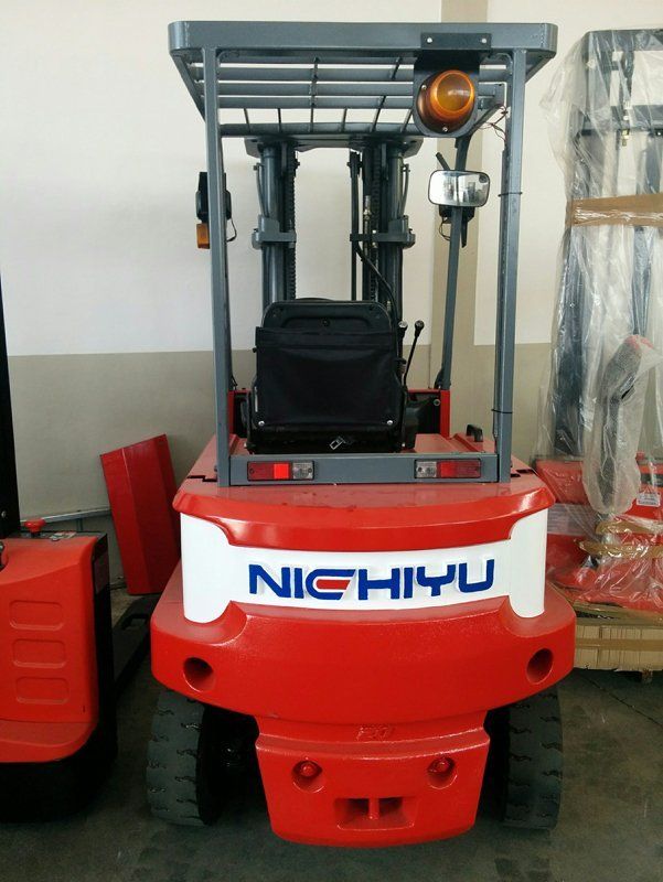 Carrello elevatore usato marca Nichiyu