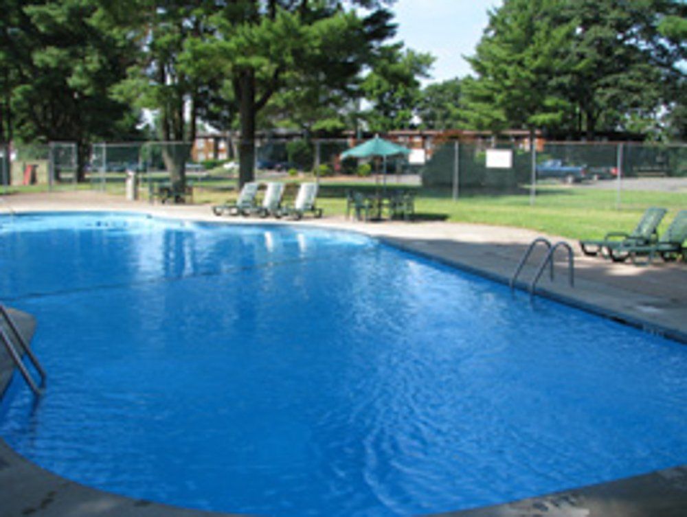 River Hollow Apartments