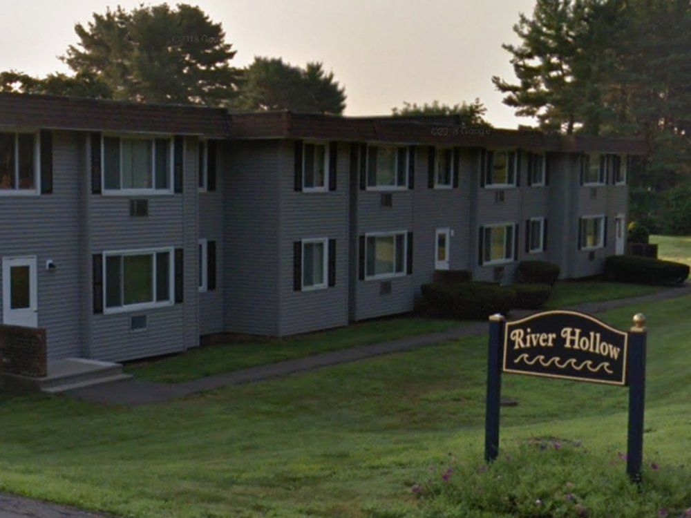 River Hollow East Windsor with Sign Exterior