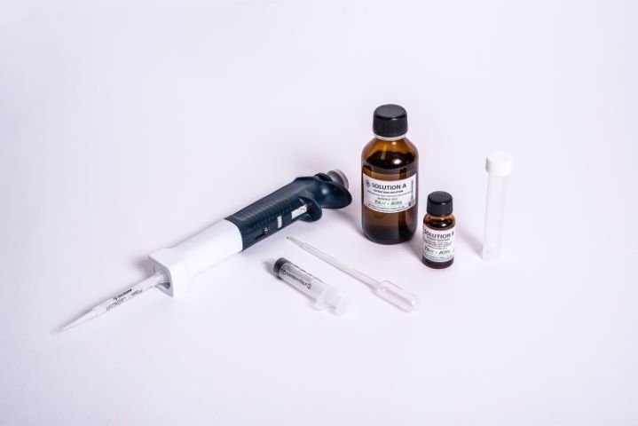 SM-TAN (Total Acidity Number) KIT, for detection of oil acidity in the field