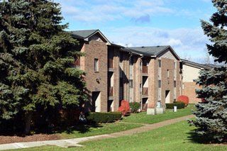 Exterior 3