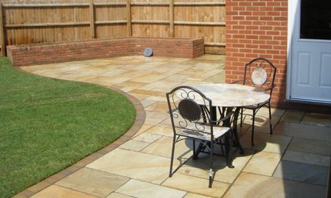 table and chair garden