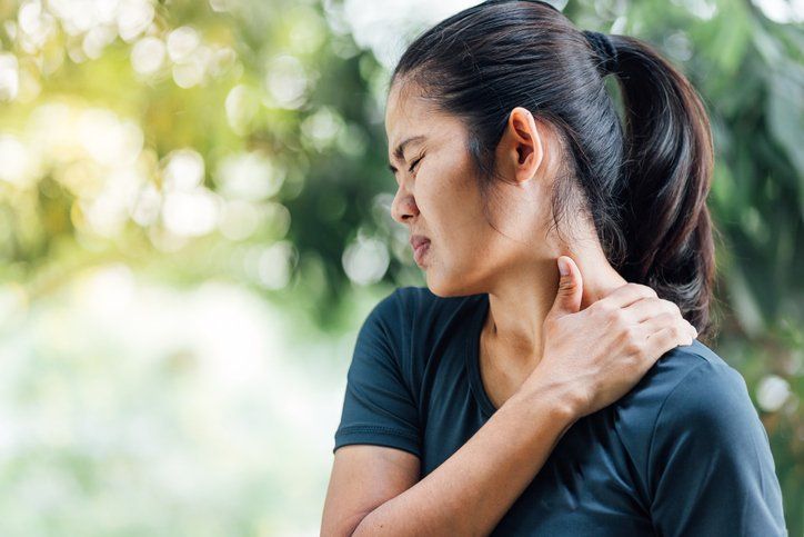 lady in pain