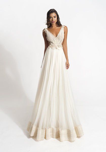 abito da sposa color avorio senza maniche