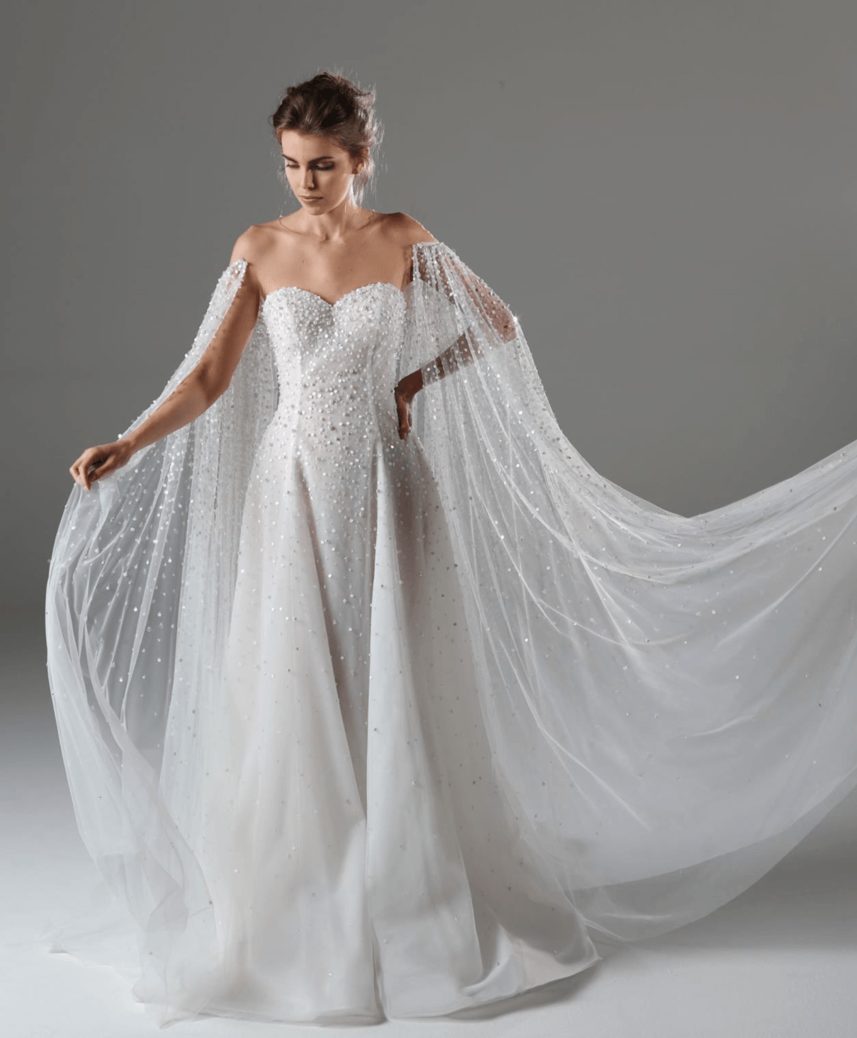 abito da sposa con velo
